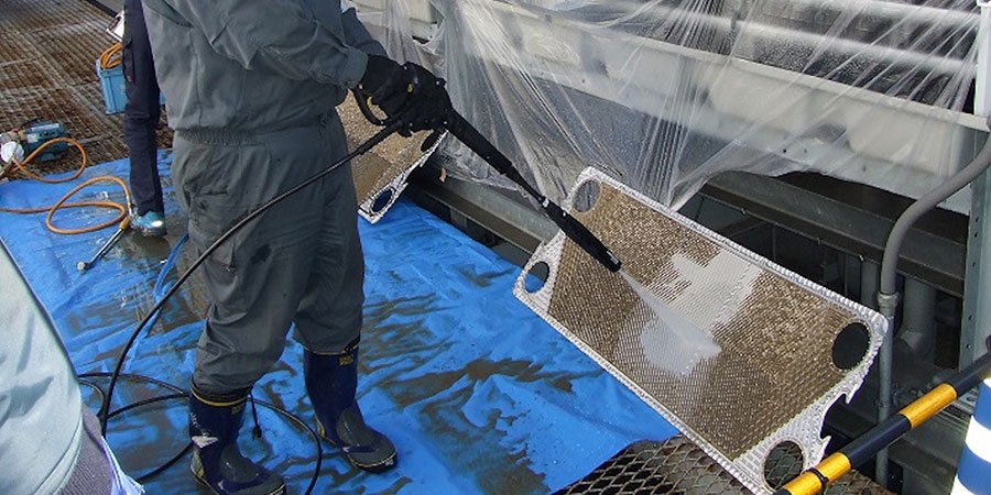 熱交換器のメンテナンス1